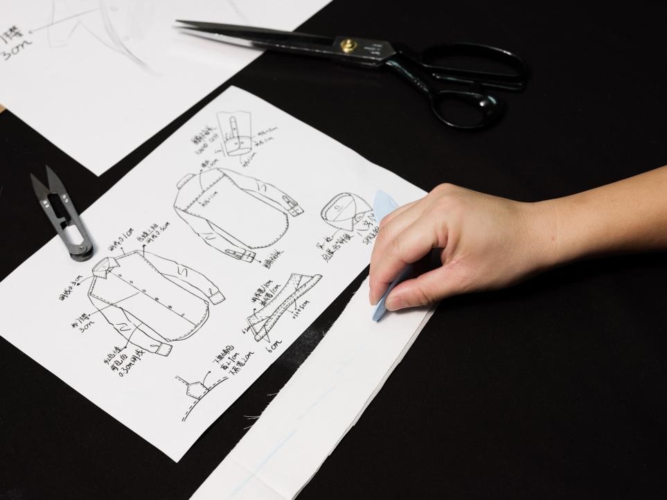 菠菜担保网0感衬衫2
